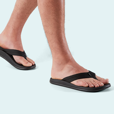 chacos on men