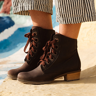 Women's Outdoor Sandals & Light Hiking Footwear | Chaco