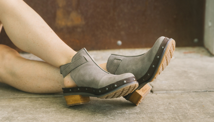 women's cataluna clog