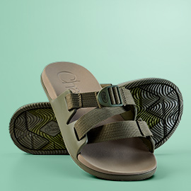 gucci striped rubber slides